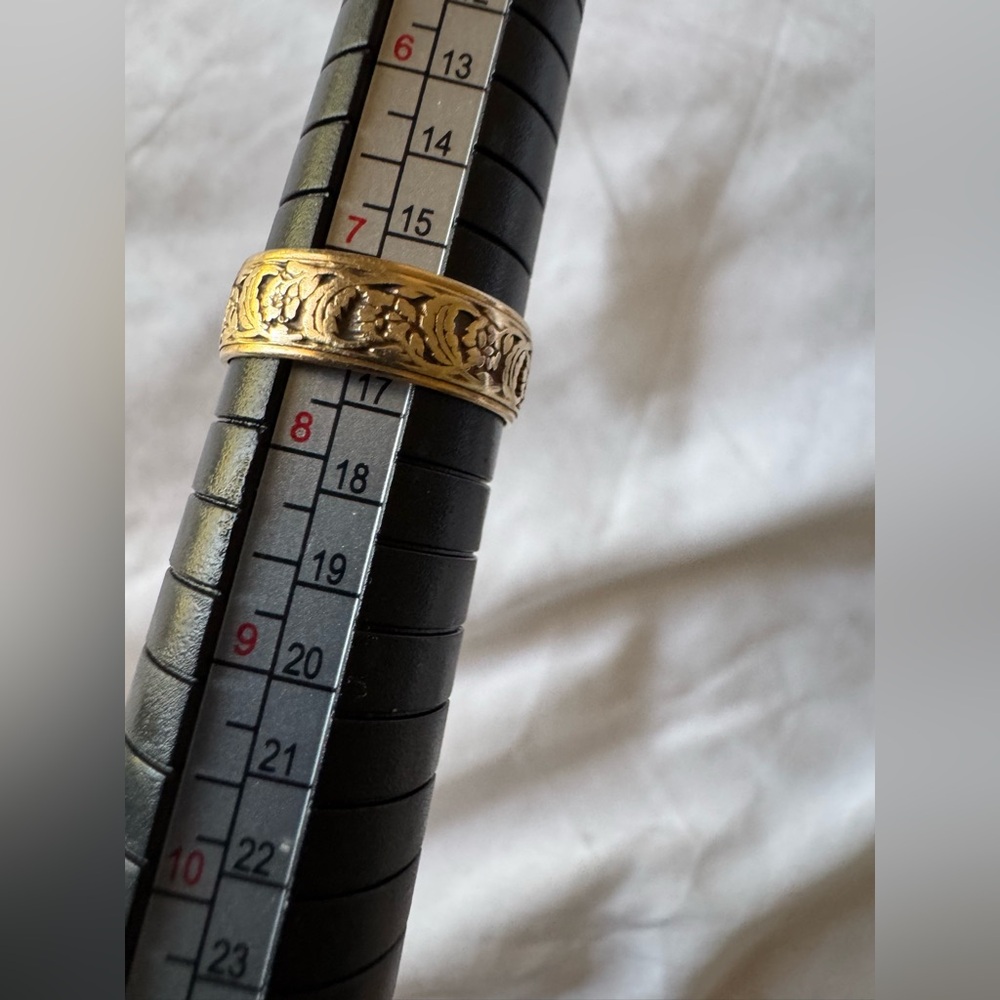 14k gold Artcarved wedding ring - Picture 5 of 10